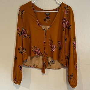 Women’s long sleeve floral top